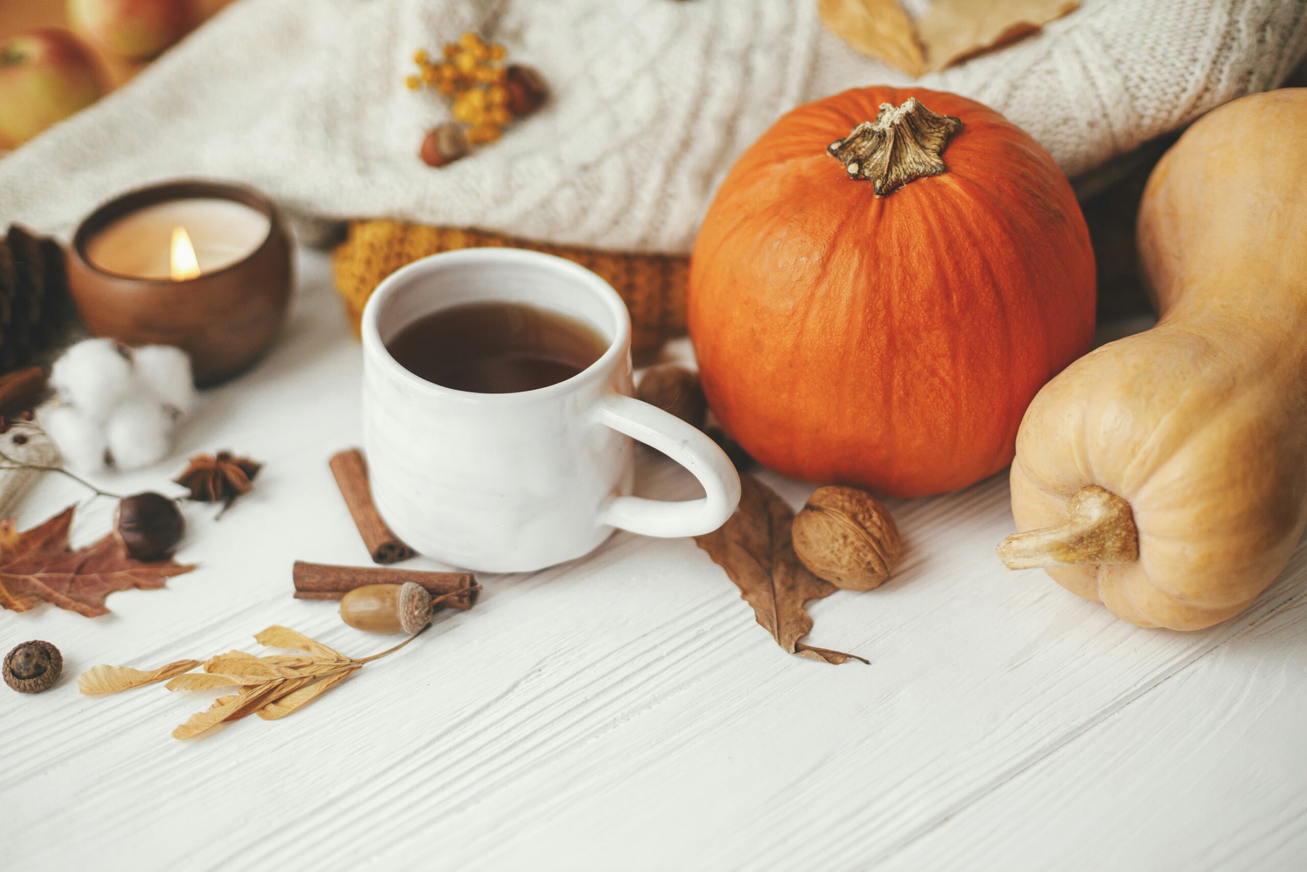 Welcome September: Fall Coffee, Cozy Corners & Autumn Living